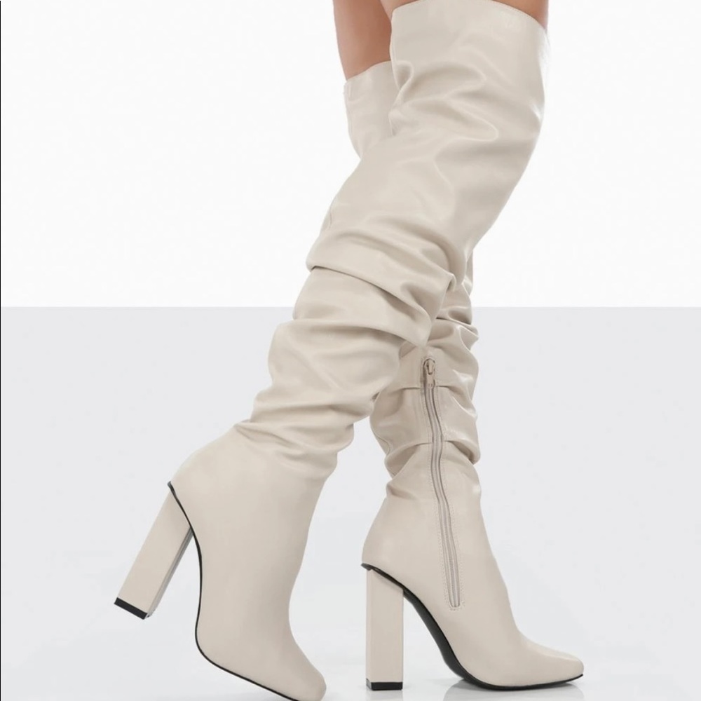 Ecru boots